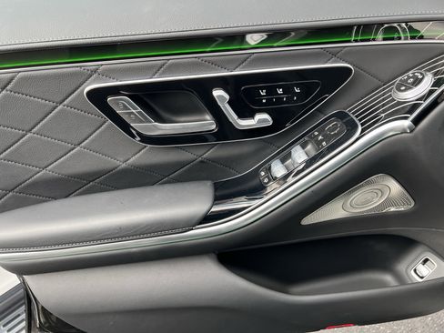 Used 2025 Mercedes-Benz S 580 4MATIC Sedan image 14