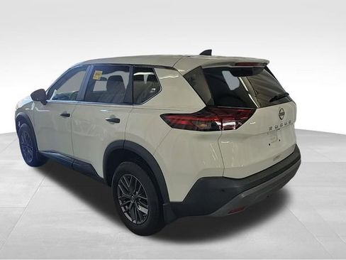 Used 2023 Nissan Rogue S image 7