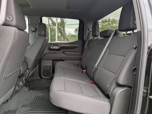 Used 2024 Chevrolet Silverado 1500 LT image 14