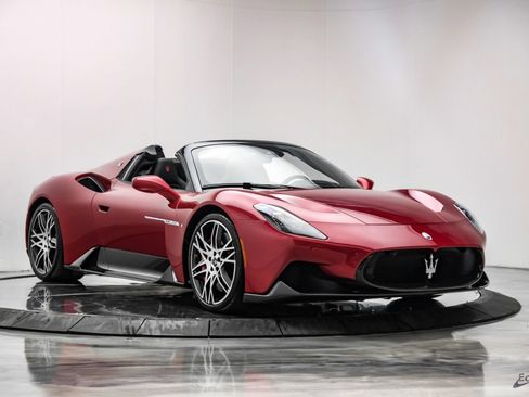 Used 2023 Maserati MC20 Spyder RWD image 31