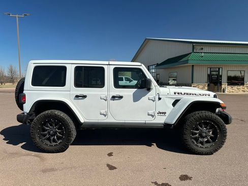 Used 2022 Jeep Wrangler Unlimited Rubicon w/ Cold Weather Group image 35