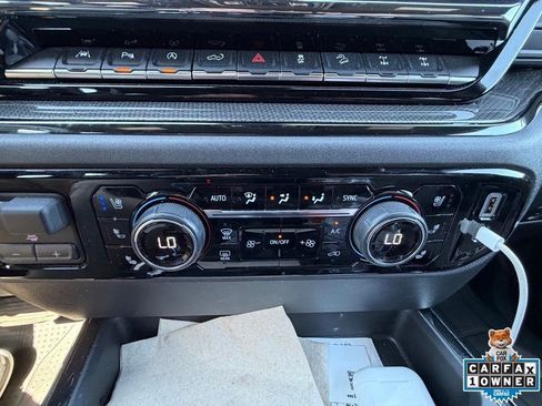Used 2025 Chevrolet Silverado 1500 ZR2 w/ Technology Package AWD/4WD image 19