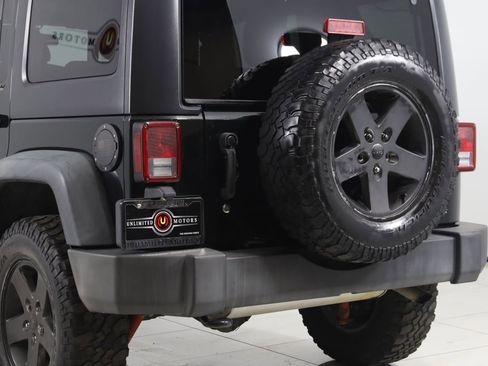 Used 2012 Jeep Wrangler Unlimited Rubicon AWD/4WD image 19