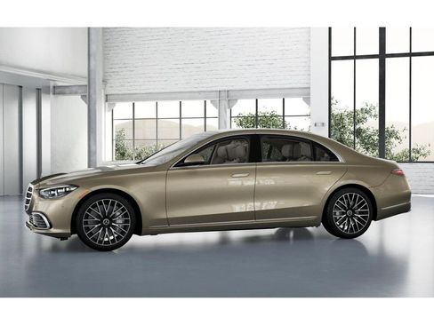 Certified 2022 Mercedes-Benz S 500 4MATIC image 36