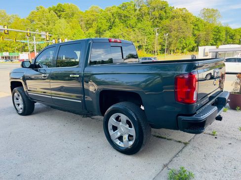 Used 2017 Chevrolet Silverado 1500 LTZ Z71 AWD/4WD image 7