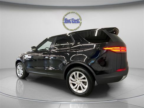 Used 2017 Land Rover Discovery HSE AWD/4WD image 3