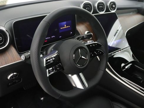 Certified 2026 Mercedes-Benz GLC 300 image 17