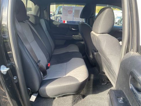 Used 2021 Toyota Tacoma TRD Off-Road w/ Technology Package image 24