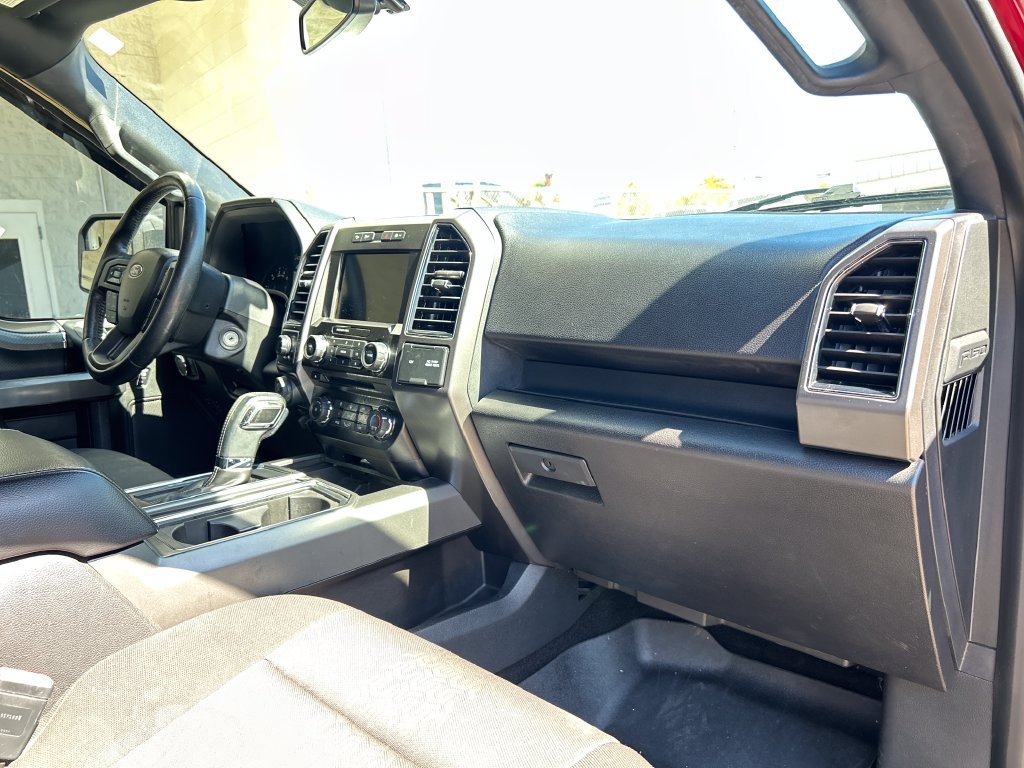 Used 2018 Ford F150 XLT w/ Equipment Group 302A Luxury AWD/4WD image 14