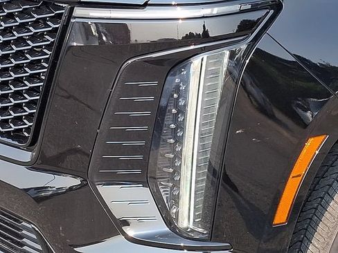 Certified 2026 Cadillac Escalade Sport w/ LPO, ONYX Package AWD/4WD image 29