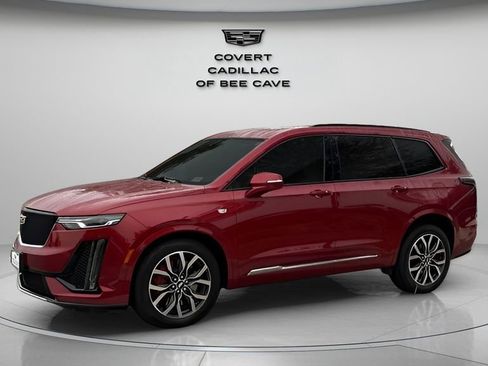 Certified 2023 Cadillac XT6 Sport w/ Technology Package image 4