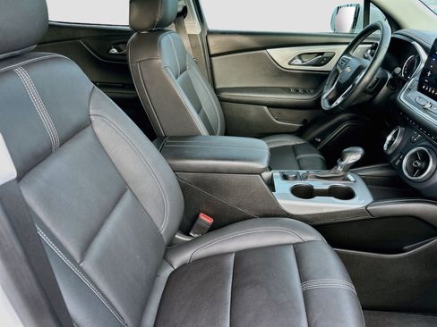 Used 2023 Chevrolet Blazer LT FWD image 29