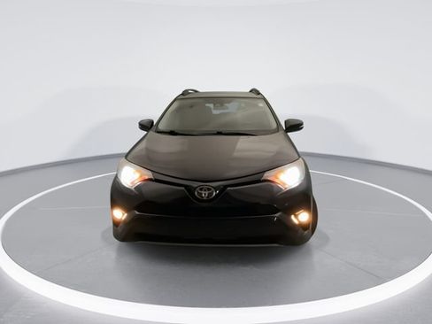 Used 2018 Toyota RAV4 Adventure AWD/4WD image 9