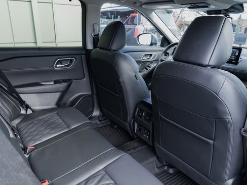 New 2026 Nissan Rogue Platinum image 25