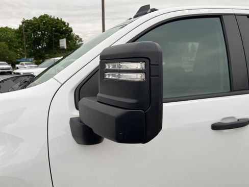 Used 2024 Chevrolet Silverado 2500 Custom w/ Custom Value Package AWD/4WD image 7