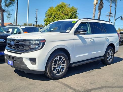 Certified 2025 Ford Expedition Active RWD image 29