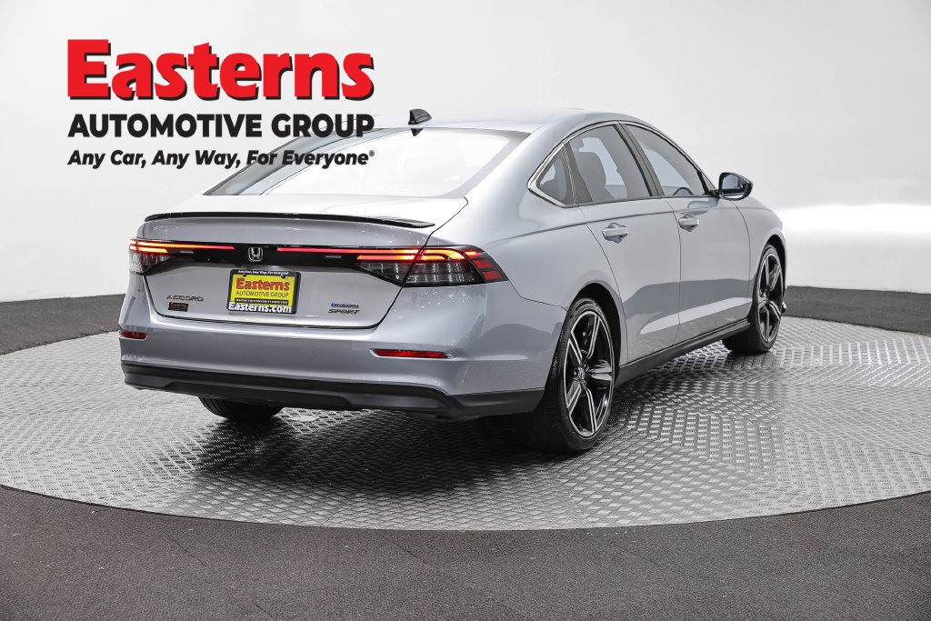 Used 2024 Honda Accord Sport image 6