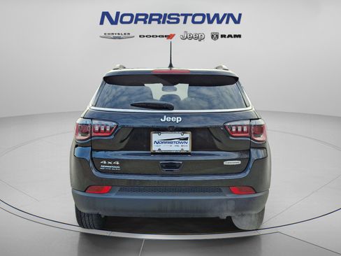 Certified 2022 Jeep Compass Latitude w/ Convenience Group image 5