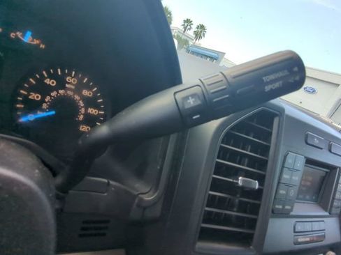 Used 2016 Ford F150 XL w/ Equipment Group 101A Mid AWD/4WD image 18