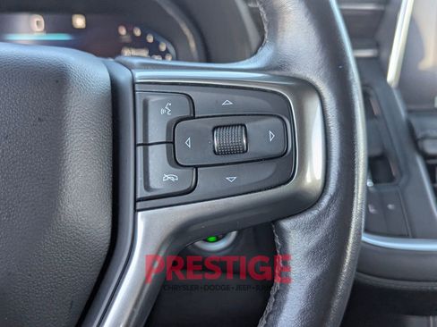 Used 2022 Chevrolet Tahoe Z71 w/ Z71 Off-Road Package AWD/4WD image 25