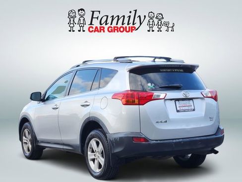 Used 2013 Toyota RAV4 XLE AWD/4WD image 3