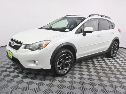 Used 2013 Subaru Crosstrek 2.0i Premium w/ Popular Pkg 2 AWD/4WD image 2