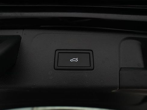 Used 2026 Volkswagen Atlas SE AWD/4WD image 15