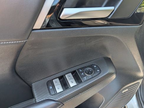 Used 2025 Mitsubishi Outlander SE AWD/4WD image 26