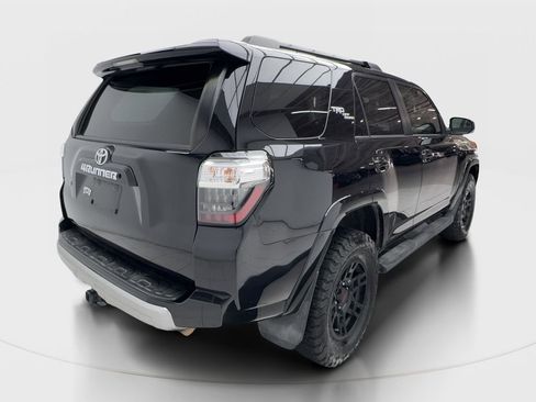 Used 2019 Toyota 4Runner TRD Off-Road AWD/4WD image 7