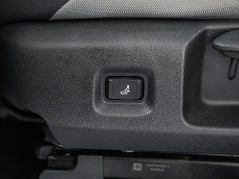Used 2025 Toyota Tacoma TRD Sport AWD/4WD image 45