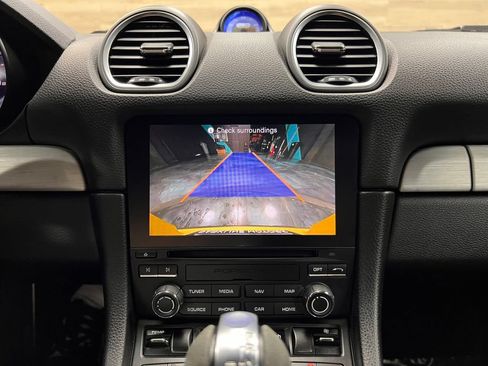 Used 2023 Porsche 718 Cayman GT4 RWD image 13