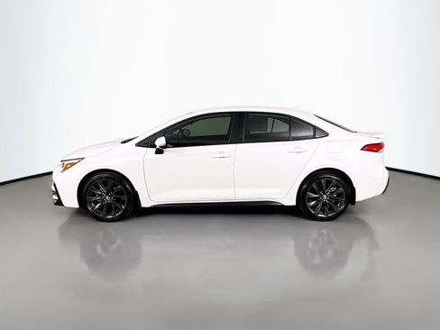 Certified 2025 Toyota Corolla SE image 4