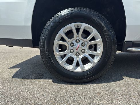 Used 2015 GMC Yukon SLT RWD image 13
