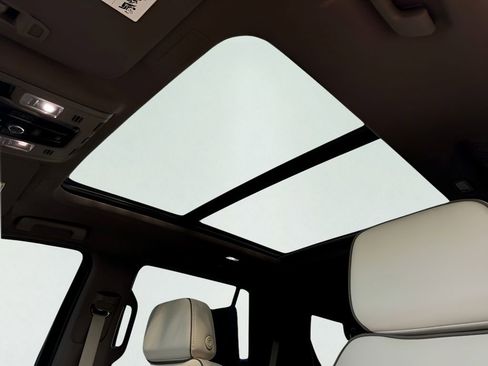 New 2026 GMC Yukon Denali w/ Denali Reserve Package AWD/4WD image 10