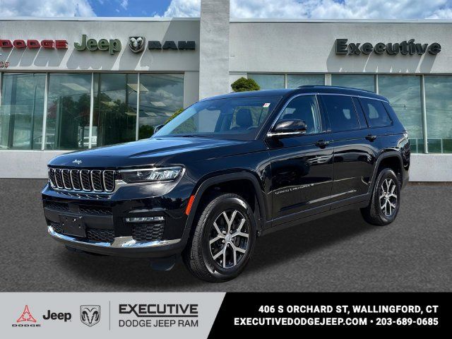 Used 2023 Jeep Grand Cherokee L Limited AWD/4WD image 1