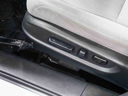 Used 2017 Honda Accord EX image 23