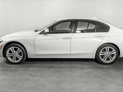 Used 2016 BMW 320i Sedan image 3