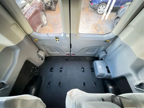 Used 2019 Ford Transit 350 XL image 28