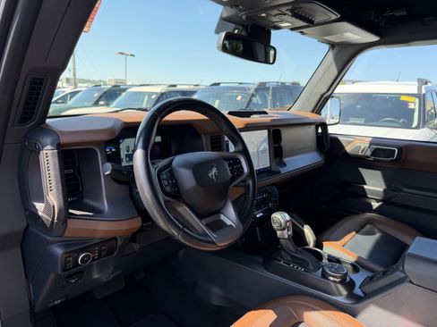 Used 2024 Ford Bronco Outer Banks AWD/4WD image 21