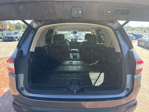 Certified 2025 Honda Pilot EX-L image 28