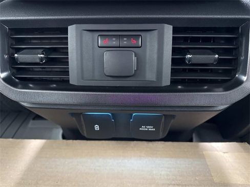 Used 2021 Ford F150 Platinum w/ Equipment Group 701A High image 17