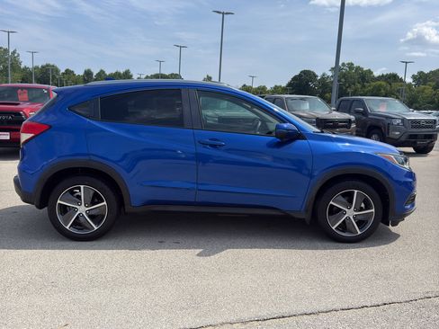 Used 2022 Honda HR-V EX image 4