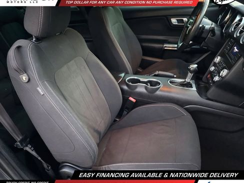 Used 2019 Ford Mustang Coupe image 16