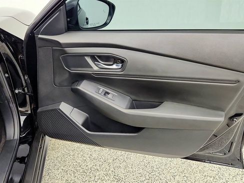 Used 2025 Honda Accord SE image 26