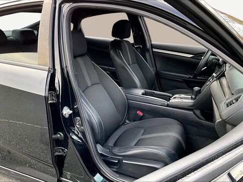 Used 2020 Honda Civic Sport image 21