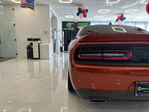 Used 2021 Dodge Challenger R/T w/ Plus Package image 13