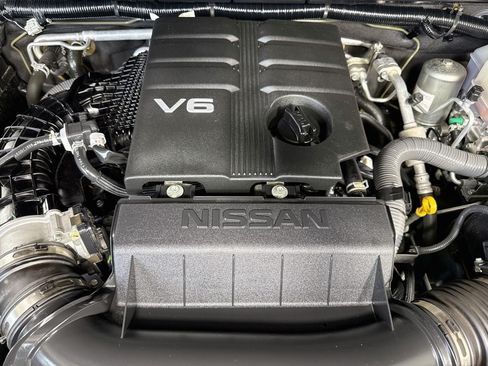 Used 2022 Nissan Frontier S w/ Technology Package AWD/4WD image 39