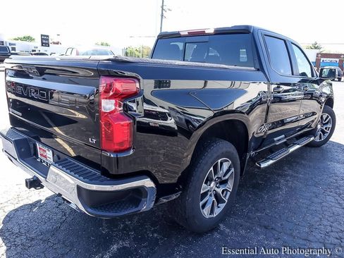 Used 2024 Chevrolet Silverado 1500 LT AWD/4WD image 9