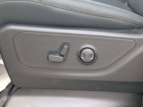 New 2026 RAM 1500 2WD Crew Cab image 19