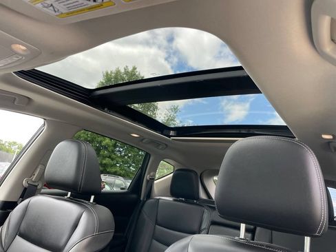 Certified 2024 Nissan Murano SL AWD/4WD image 29